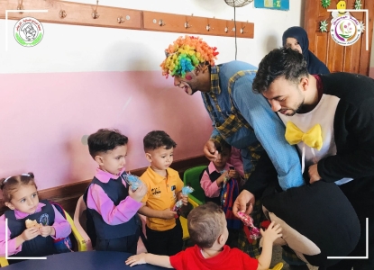 استقبال أطفال روضة الياسمين في بداية العام الدراسي